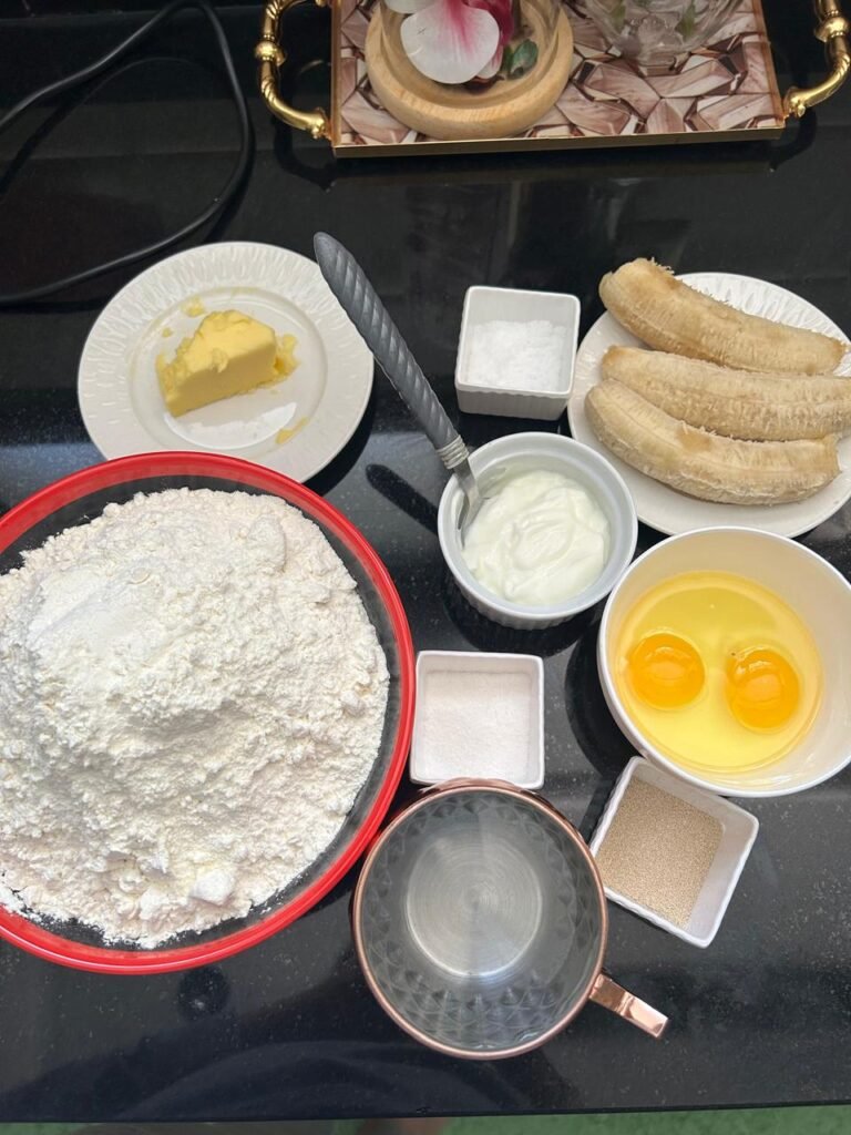 Ingredients for banana dinner rolls: flour, bananas, eggs, yogurt, yeast and butter